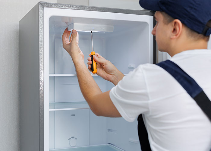 que energía produce el refrigerador